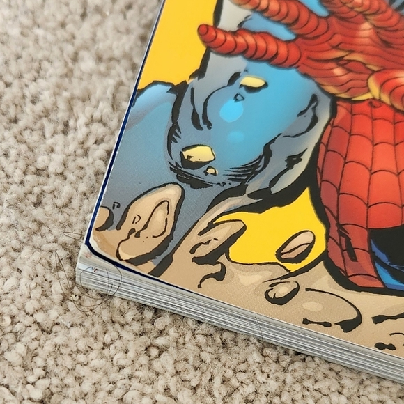 🕷️ Marvel Spider-Man: The Next Chapter Vol. 2 – Comic Book Featuring Venom - Picture 7 of 12